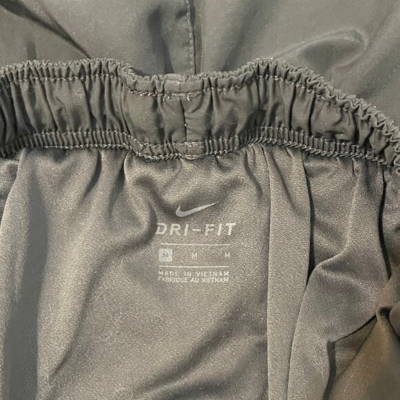 Nike Women's Tempo Dri-FIT Mid-Rise Running Shorts 3” Smoke Grey White Women's M - Picture 10 of 13